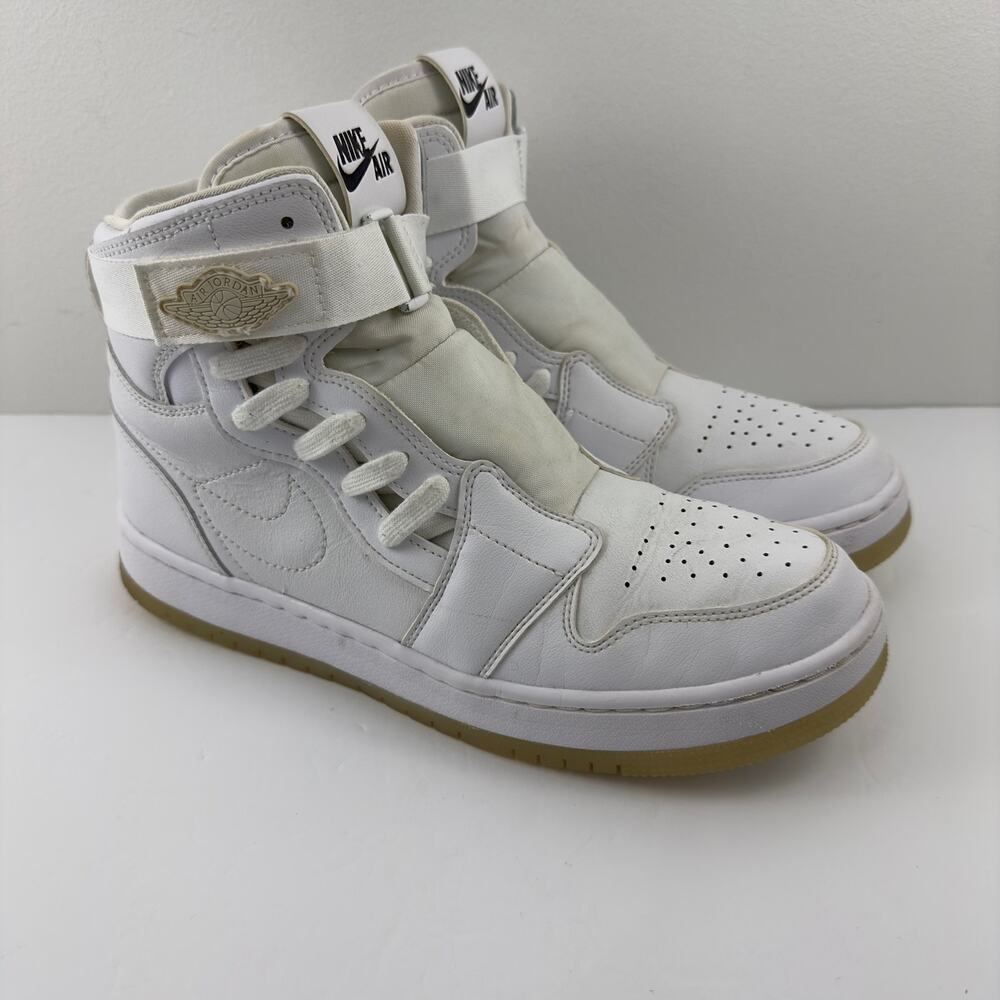 Nike Air Jordan Nova‎ XX white shoes